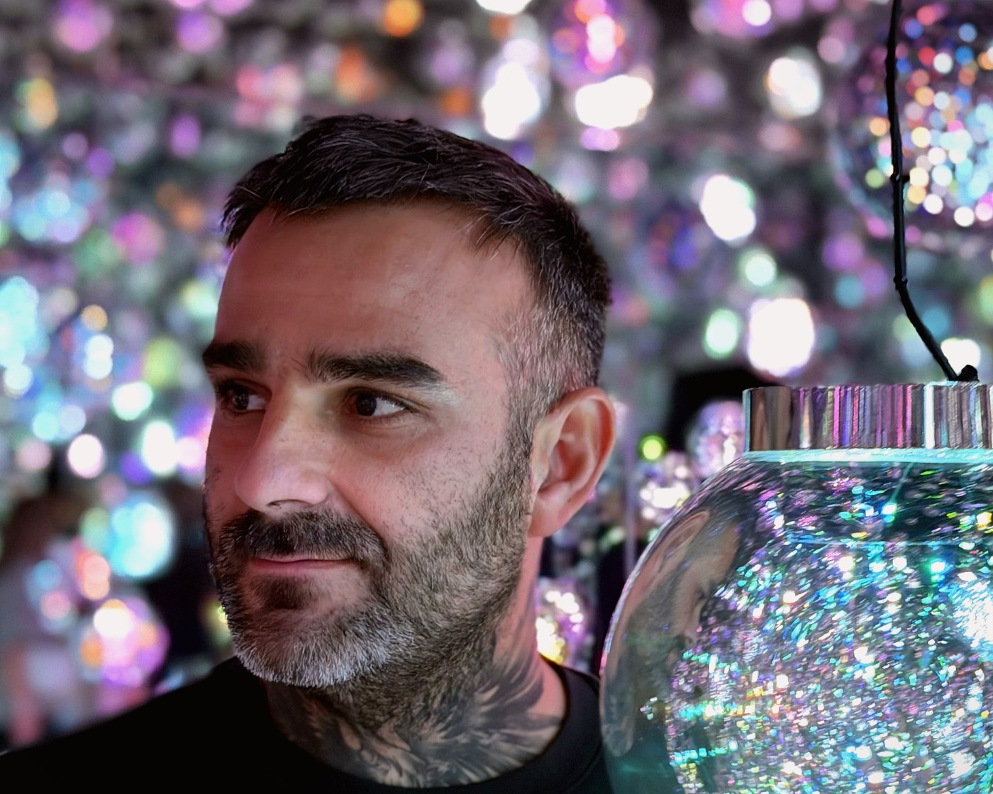 Portrait de Julien Jimenez pour un sujet SEO contextualise